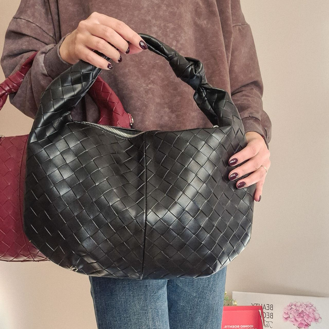 Women's quilted medium size bag