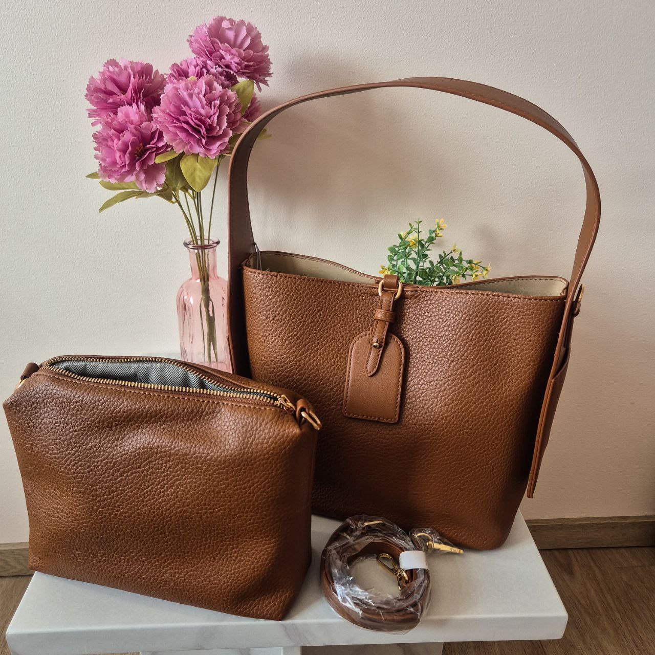 Women's bronze handbag