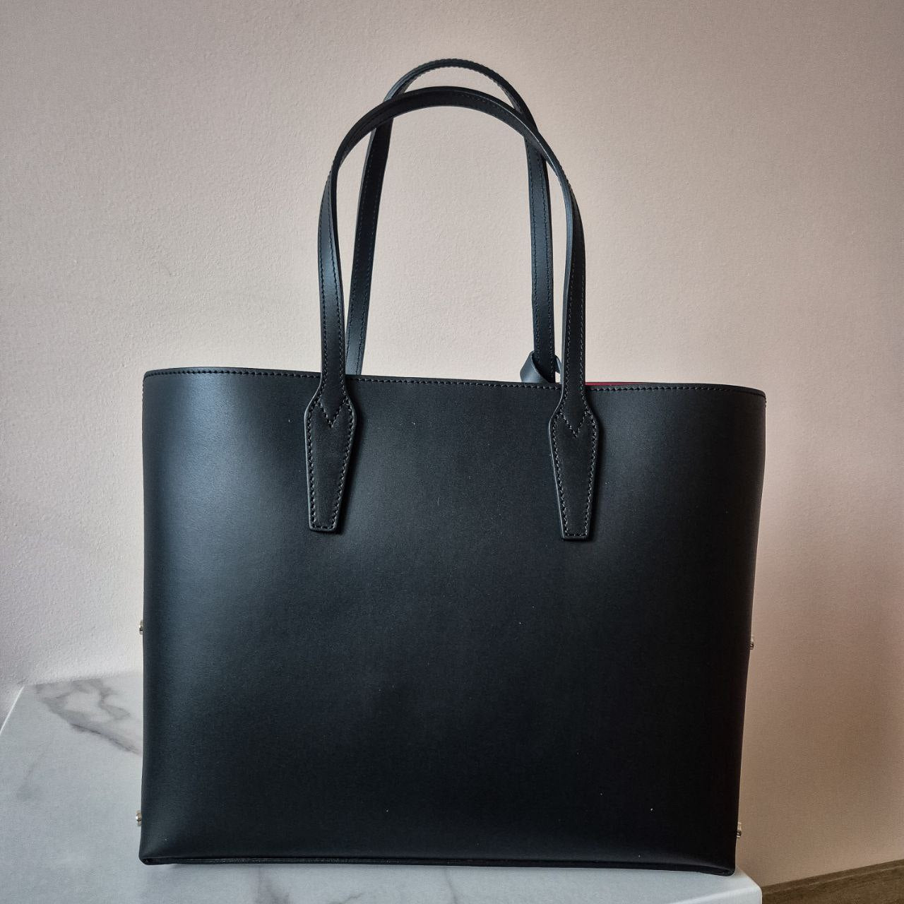 Women's leather shopping bag